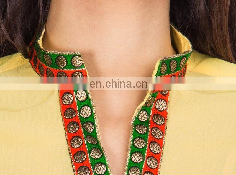 White Three-fourth Sleeves Ruffled Top Fahion design frilly three-fourth sleeves pleated layered lady blouse with lace trim