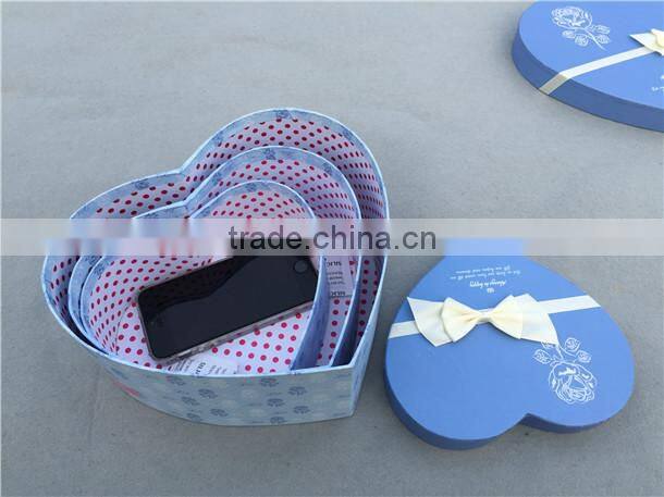 Love type gift box for Valentine's Day gift box