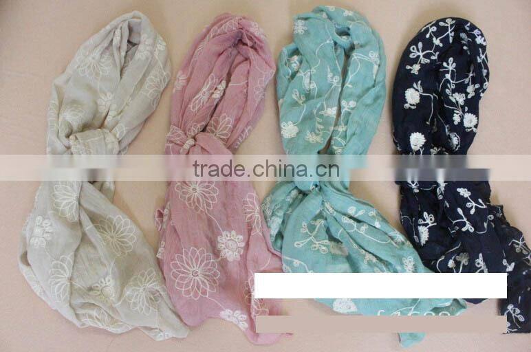 New Fashion Ladies Flower Embroidery Long Cotton Shawl Pashmina Scarf