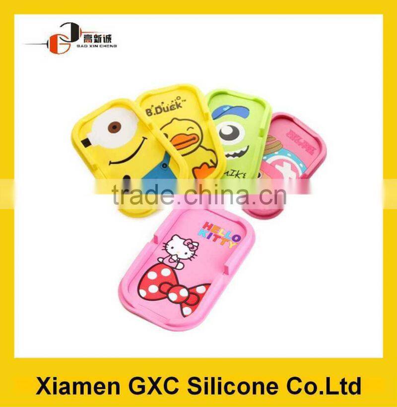 Fashion silicone magic sticky pad anti-slip mat