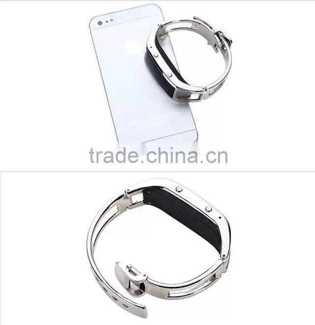 2014 fashion bluetooth watch phone