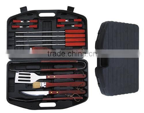 18pcs Wood Handle Barbecue Tools Set With Plastic Suitcase