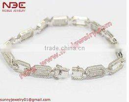 Costume hot sale 925 silver cz bracelet with pave setting heart charm,fashion charm bracelet jewelry for trendy&cute girls