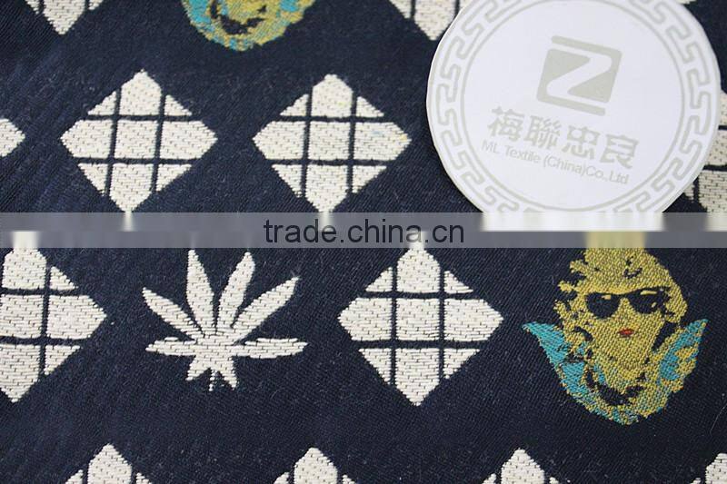Jacquard fabric with polyester and cotton