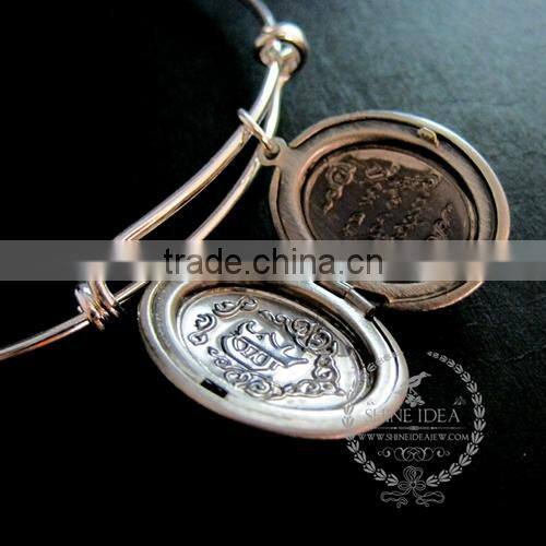 antiqued silver oval photo locket love engraved blue glass bead rose leaf charms wiring bangle bracelet fashion jewelry 6440013