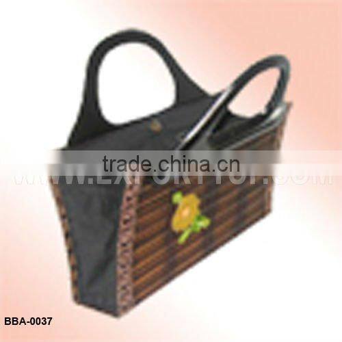 Colorful handemade bamboo bags (july@etopvietnam.com)