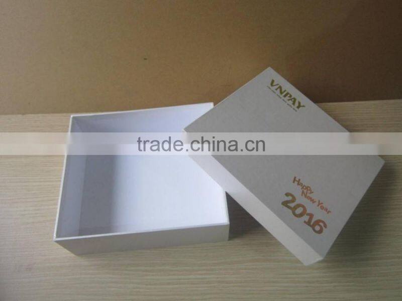 High quality packaging box with fabric inside