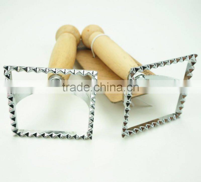 42165 Aluminum square pasta cutter