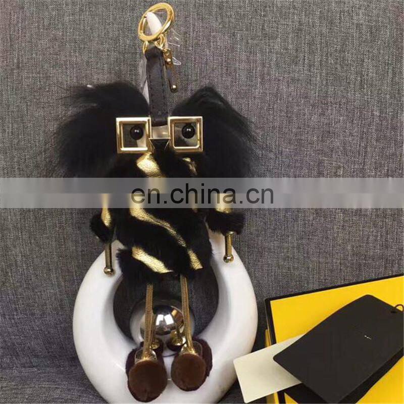 2016 New Fashion Luxury Robot Keychain / Car Accessory or Gift Bag Charm Robot Mink Fur Keychain