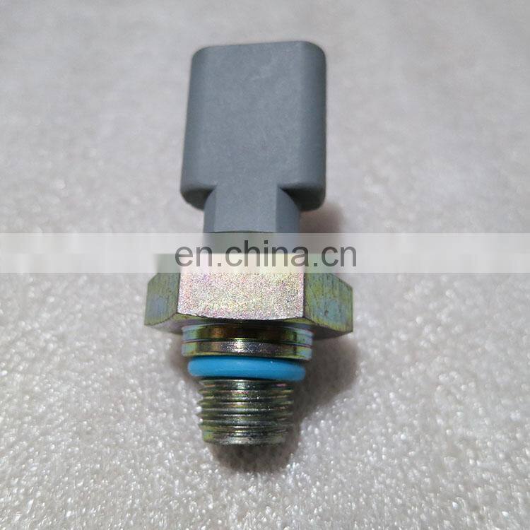 Sanfeng Truck QSX 4921519 Diesel Engine Oil Pressure Sensor