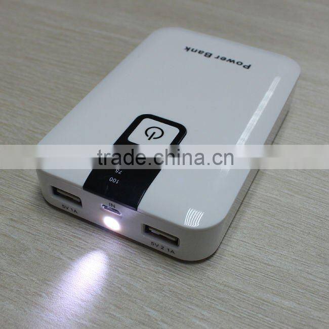 OEM High capacity+dual output external battery charger for smartphones, MP019