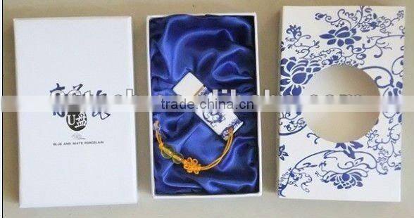 32 GB ceramics USB flash disk