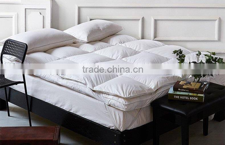 DOWN MATTRESS TOPPER TWO LAYERS DOWN FILLING ON TOP FEATHER FILLING ON BOTTOM QUEEN SIZE