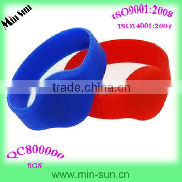 New 2013 Ntag203 Waterproof Silicone Rfid Wristband
