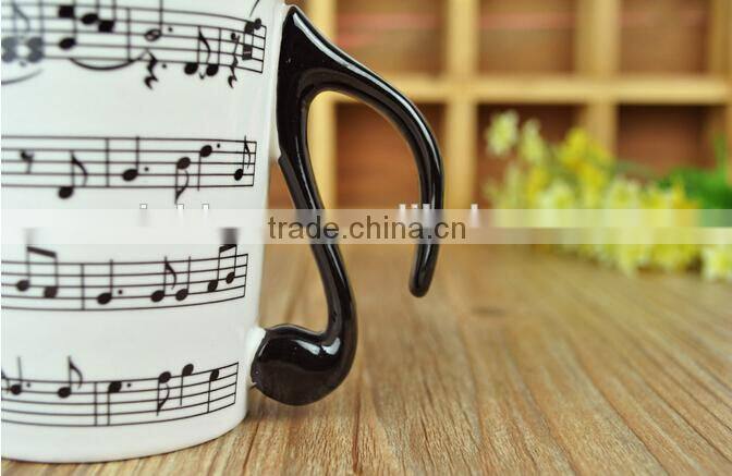 creative music note stave and piano ceramic breakfast mugw ith lid and black handle