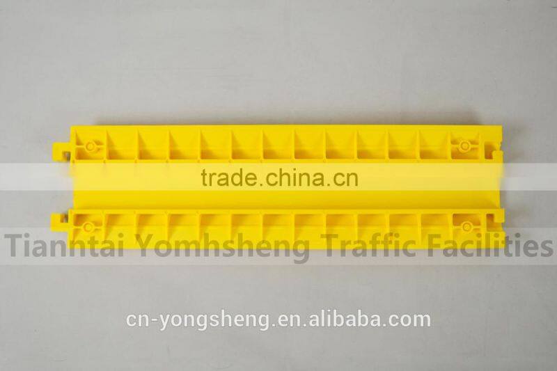 Wide 1-channel Yellow Plastic Cable Protectors