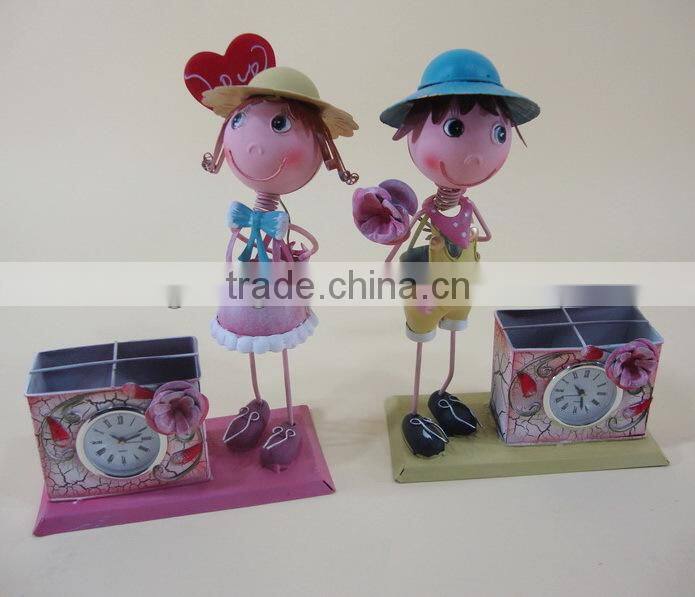 metal doll can used clock