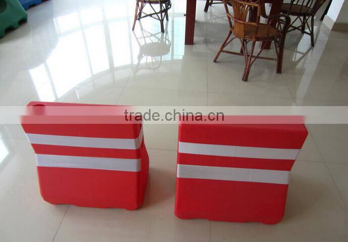 Professional manufacturer for plastic water barrier