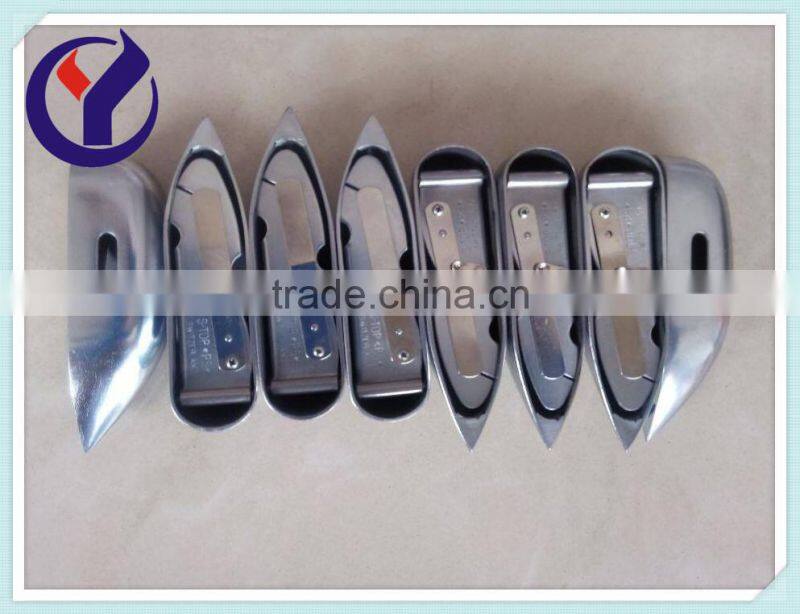 Steel shuttle for quilting embroidery machine