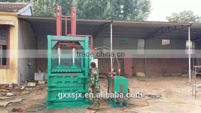 Hydraulic vertical balers for Plastic bottles, ring-pull can baling press machine XSYY-80T