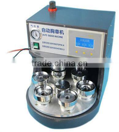 Automatic button badge machine