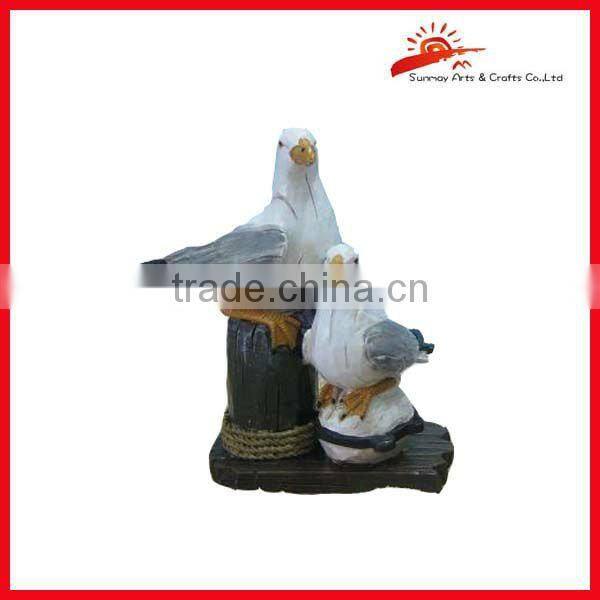 polyresin giraffe figurine