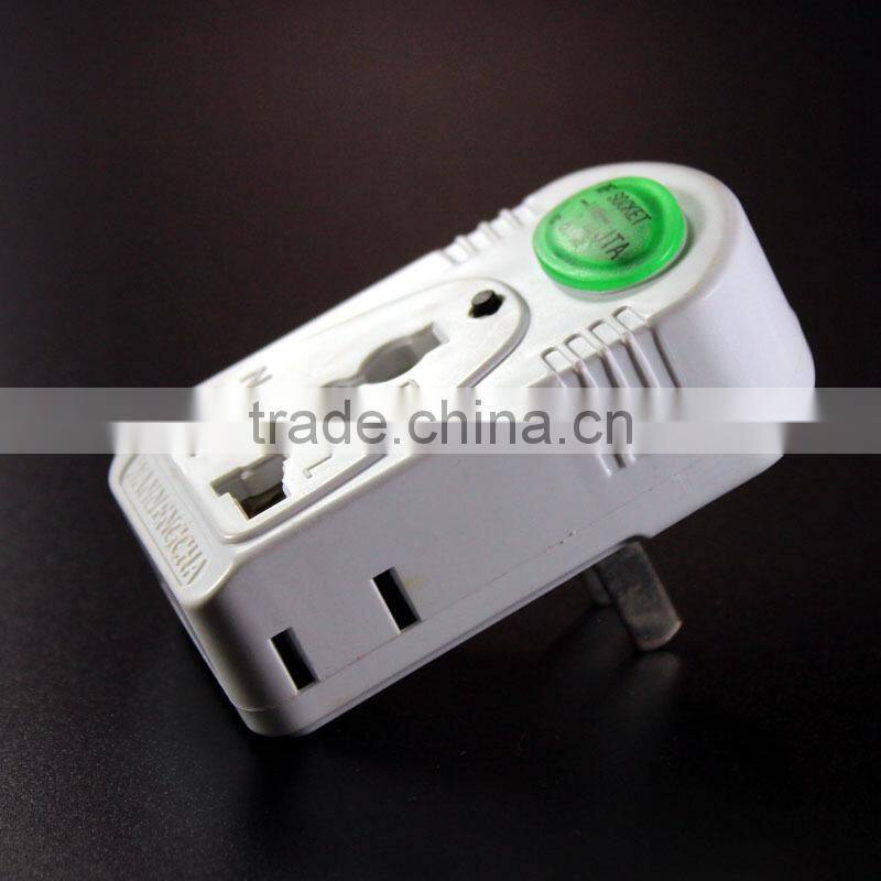 Three way wireless remote control socket