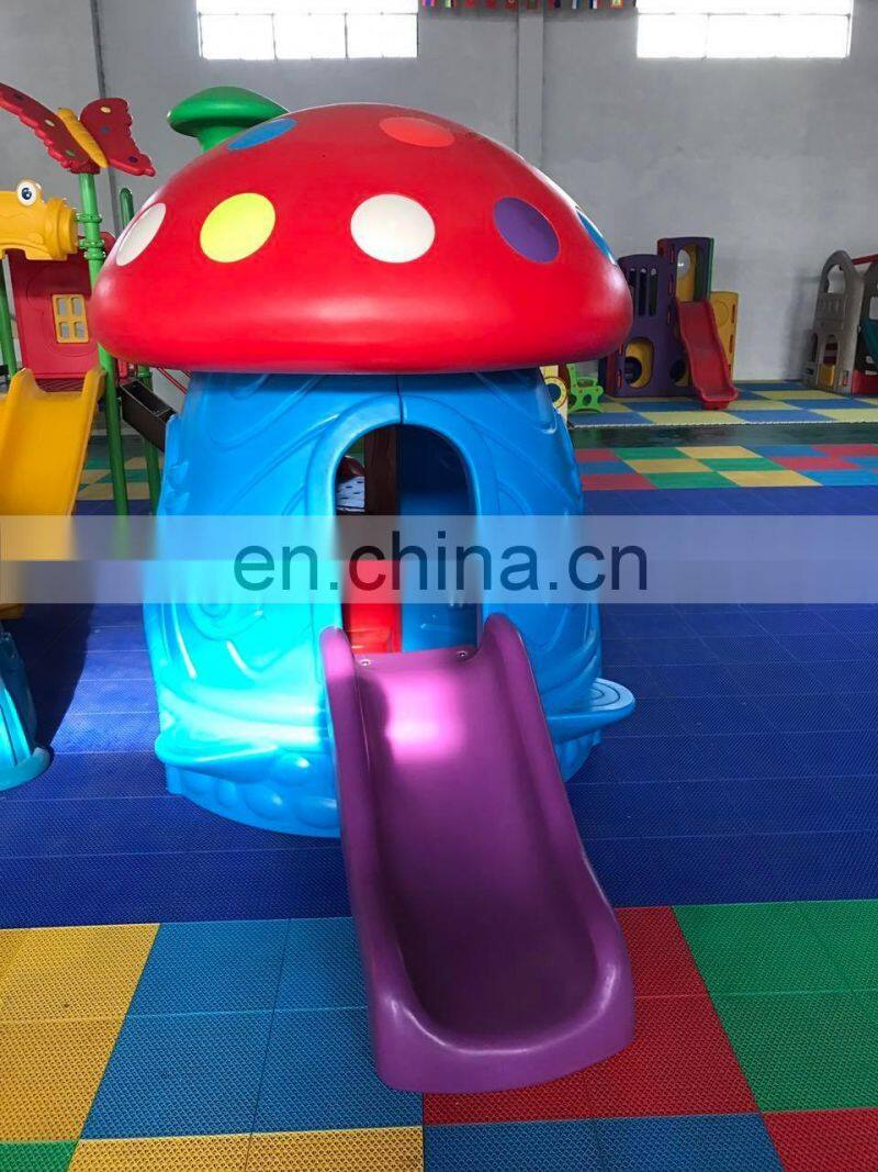 Backyard kids play games toys,cubby house, MINI plastic kids playhouse