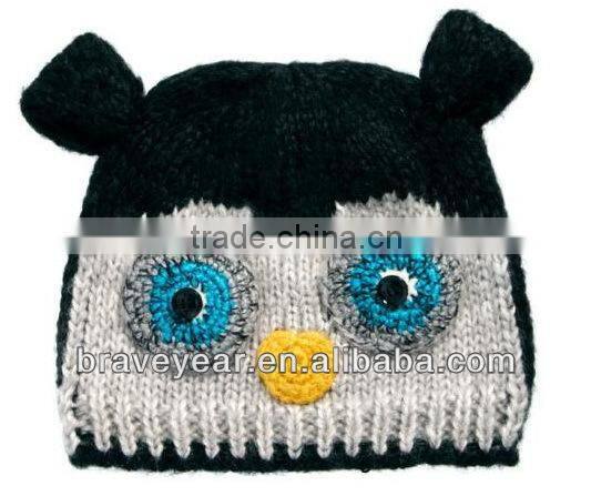 women knitted owl hat with embroidery