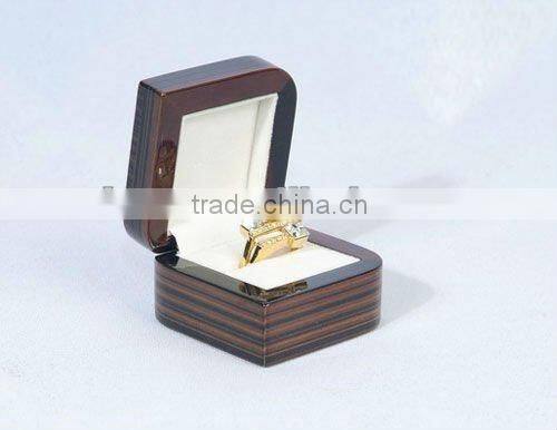 engagement wooden jewel ring box
