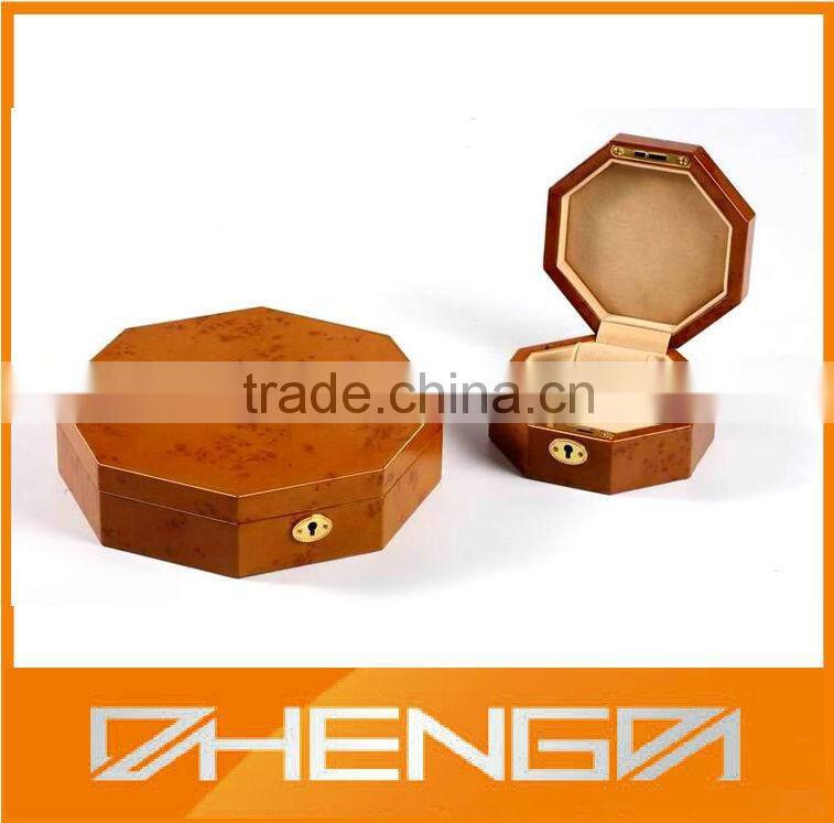 High quality guangzhou factory custom made-in-china elegant wooden watch winder box (ZDS-SJF113)