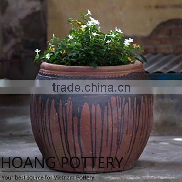 Impress Dark Clay Pots From Vietnam