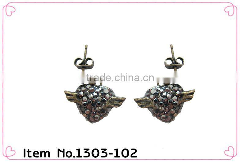 fancy teenagers' crown stud earring