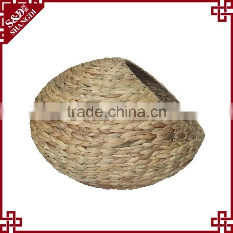New egg shape natural water hyacinth woven pet bed / pet house