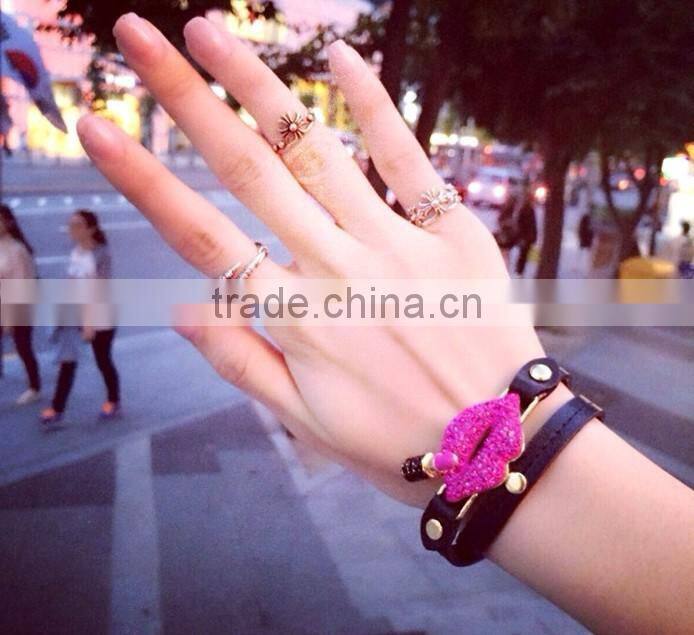 Double leather lips lipstick gem diamond bracelet