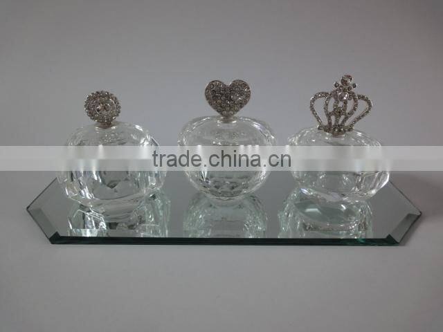 cheap clear small crystal trinket box with jewelled butterfly top