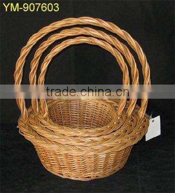 round mini wicker baskets