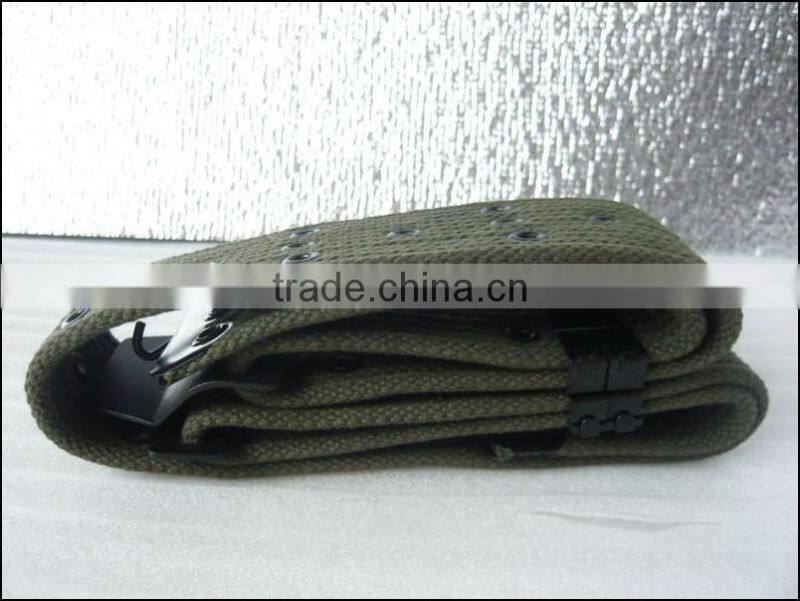 Military belt with metal bunkle