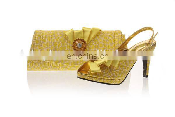 Italian Lady Shoes And Bag To Match For Party