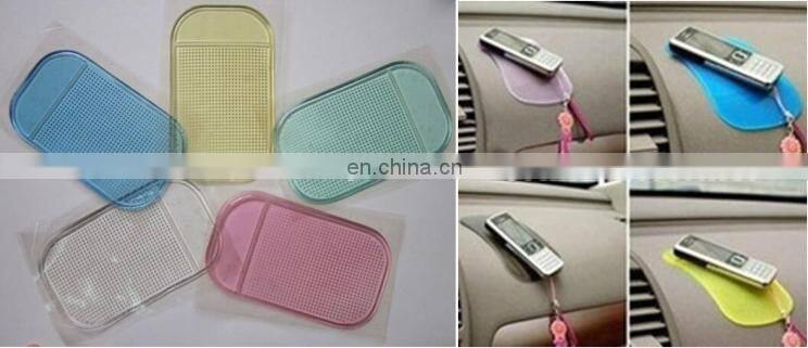 Anti-slip PU car mat for mobile phone made in China