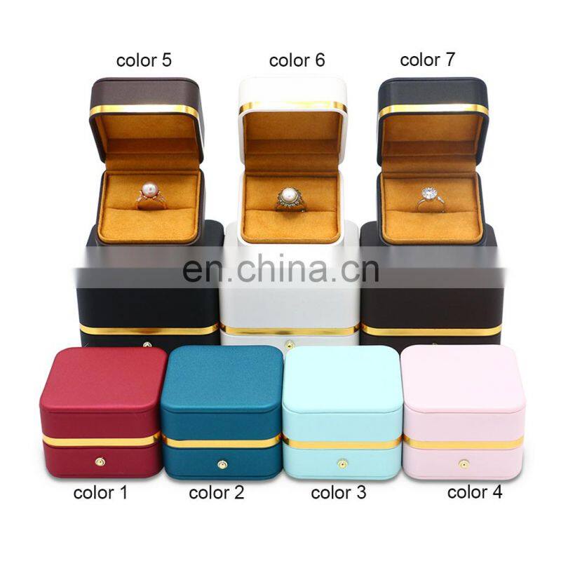 Top sale jewelry gift boxes leather hand chain bracelet box long chain necklace jewellery travel boxes and cases