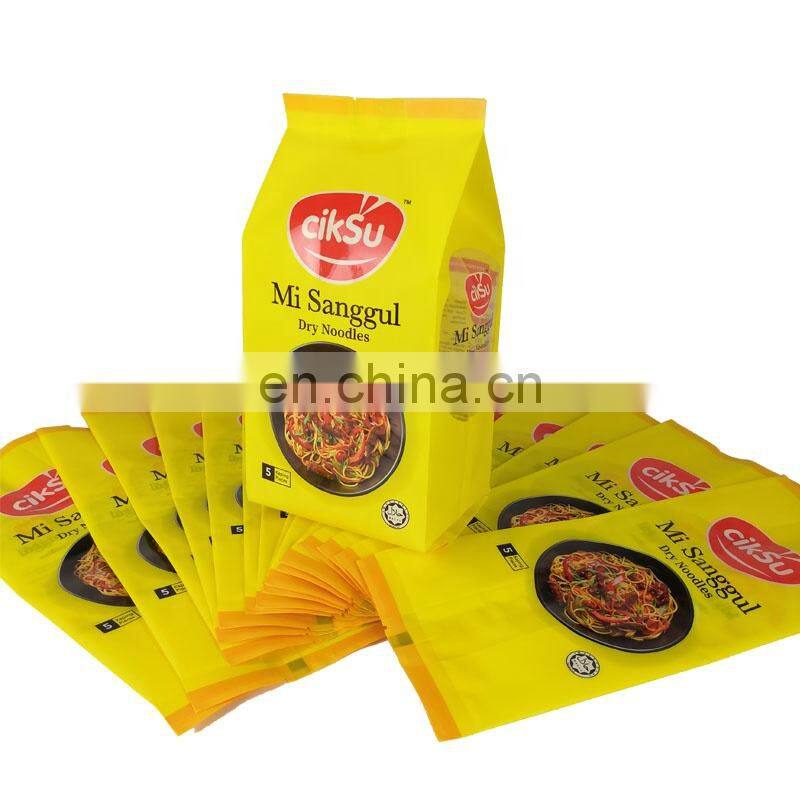 Custom Printed Food Packaging Potato Chips Nuts Snack Bag Heat Sealing Plastic Film Rolls Kemasan Roll Film Snack