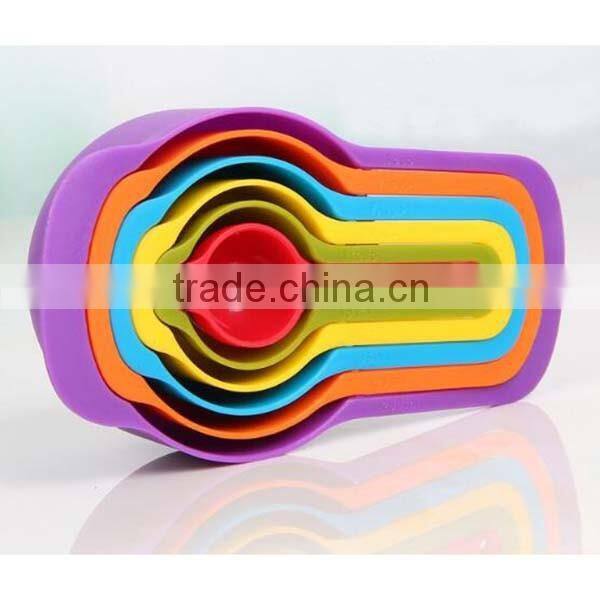 Amazon supply FDA approved rainbow plastic powder carved measuring spoons and cups set of 6pcs 138g ABS measuring spoons