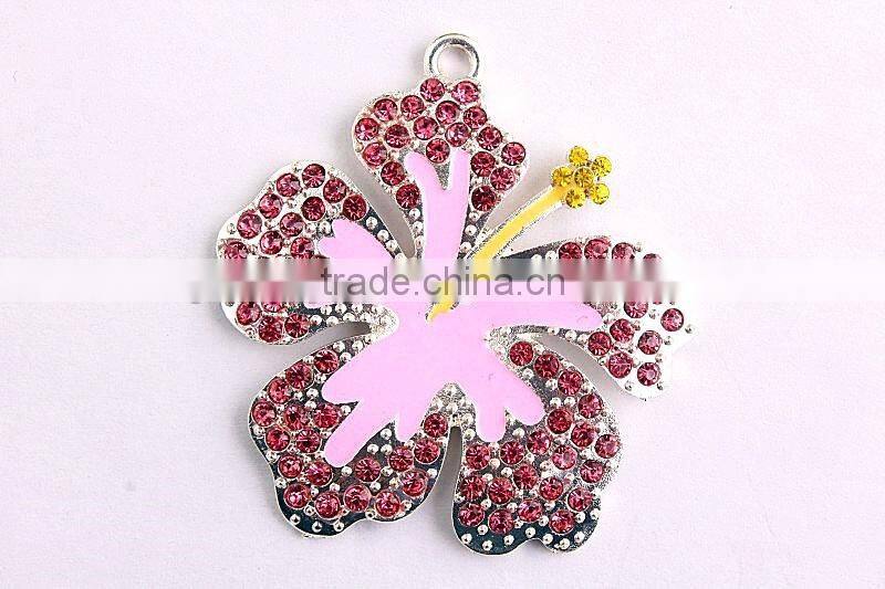 2016 Valentine's Day new design silver Zinc alloy fasion charm cake with heart Rhinestone Pendants For Chunky Necklace Making