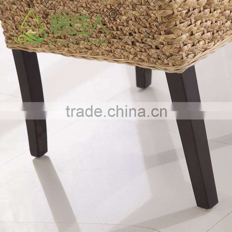 China High Quality Designer Seagrass High Back Water Hyacinth Chair