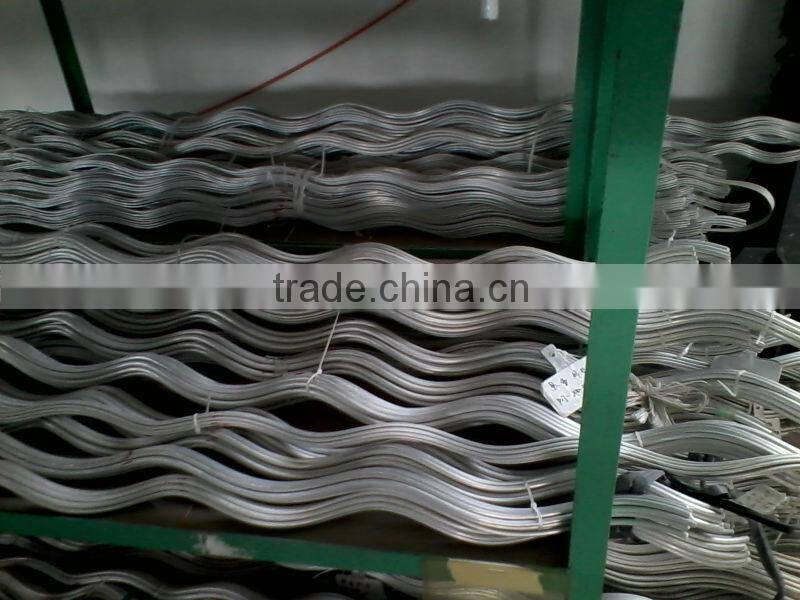 Helical preformed armour rods for conductor repair