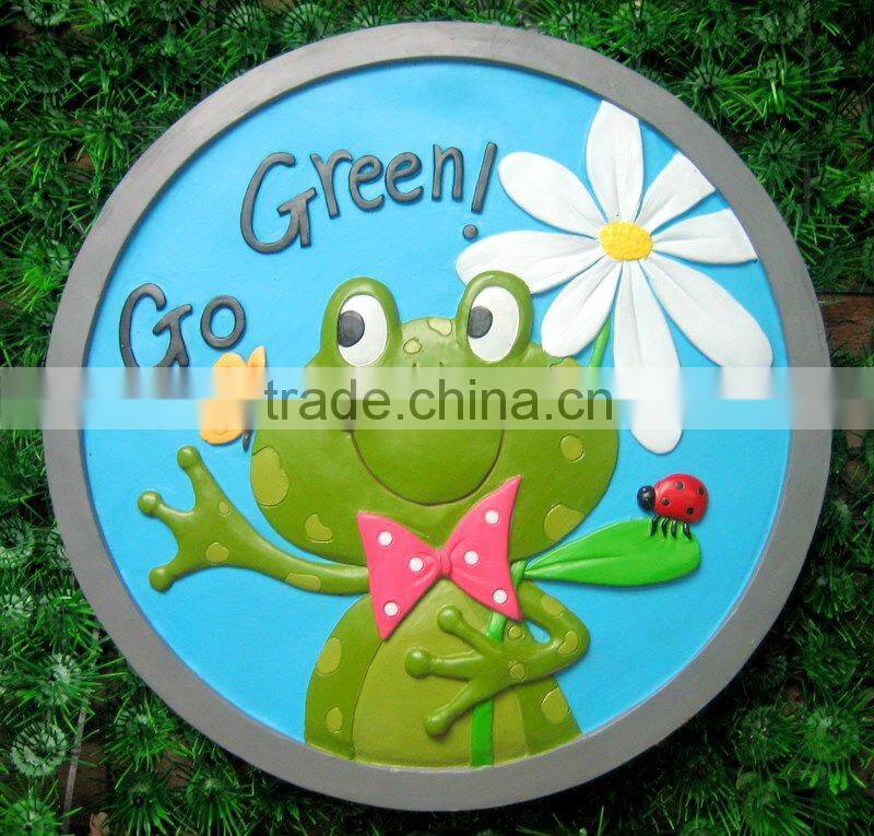 Polyresin Frog With Flower Garden Stepping Decoration Craft