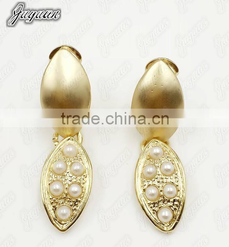 Juyuan Fashion 18K Gold Plated Pendant&Earring Pearl Set