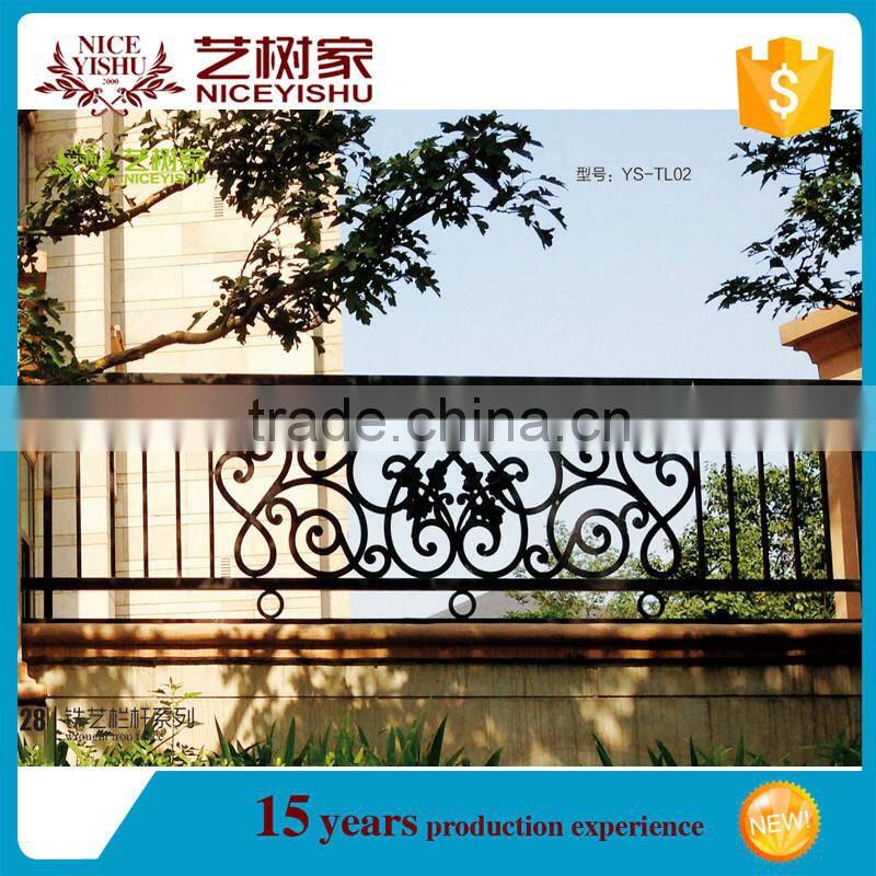Wholesale price cheap decorative wrought iron fence panels for garden