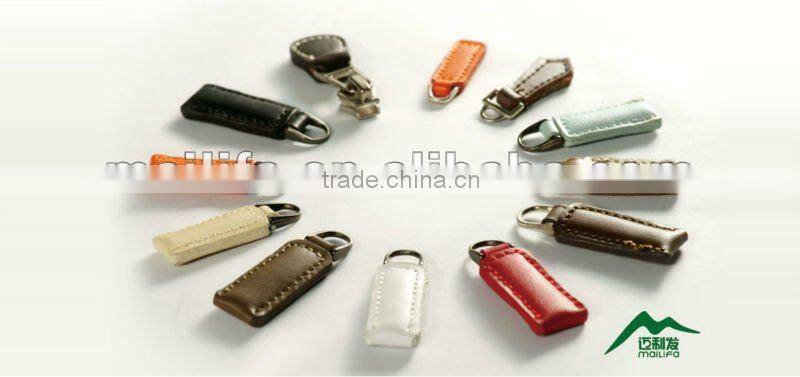 fashionable leather zipper puller for garments bags
